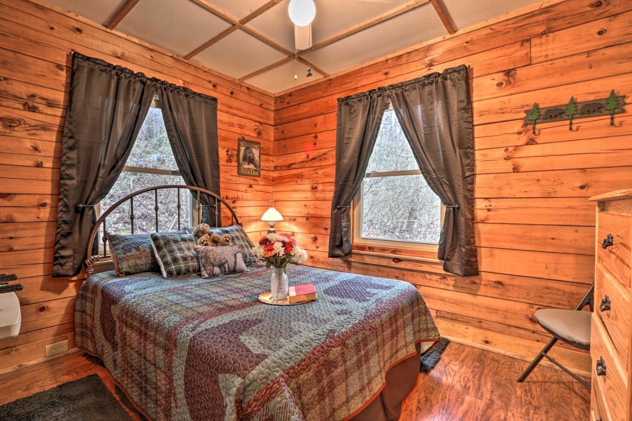 Smoky Mountain Cozy Cove Cabin Deck And Fire Pit! Cosby Extérieur photo