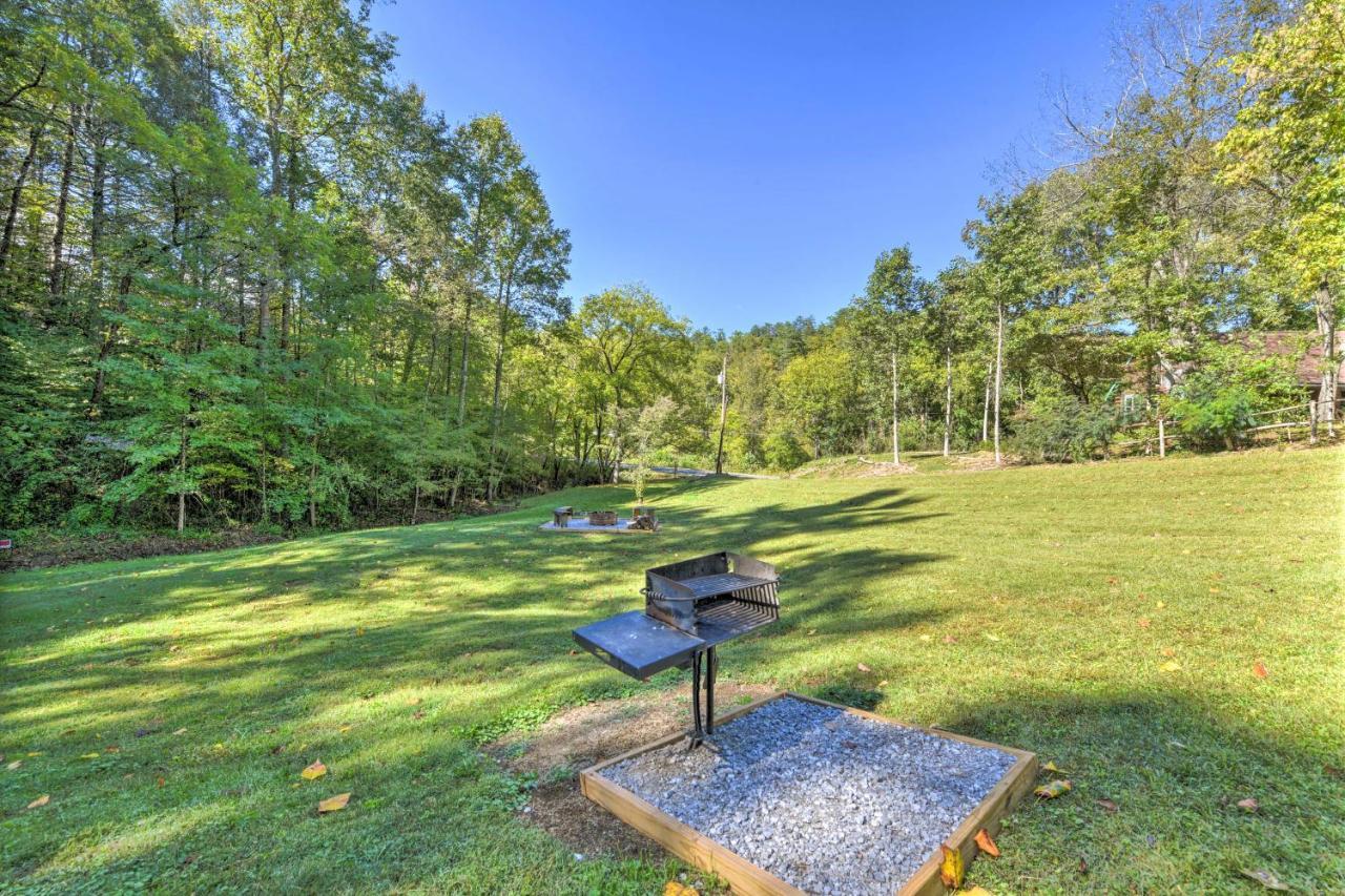 Smoky Mountain Cozy Cove Cabin Deck And Fire Pit! Cosby Extérieur photo